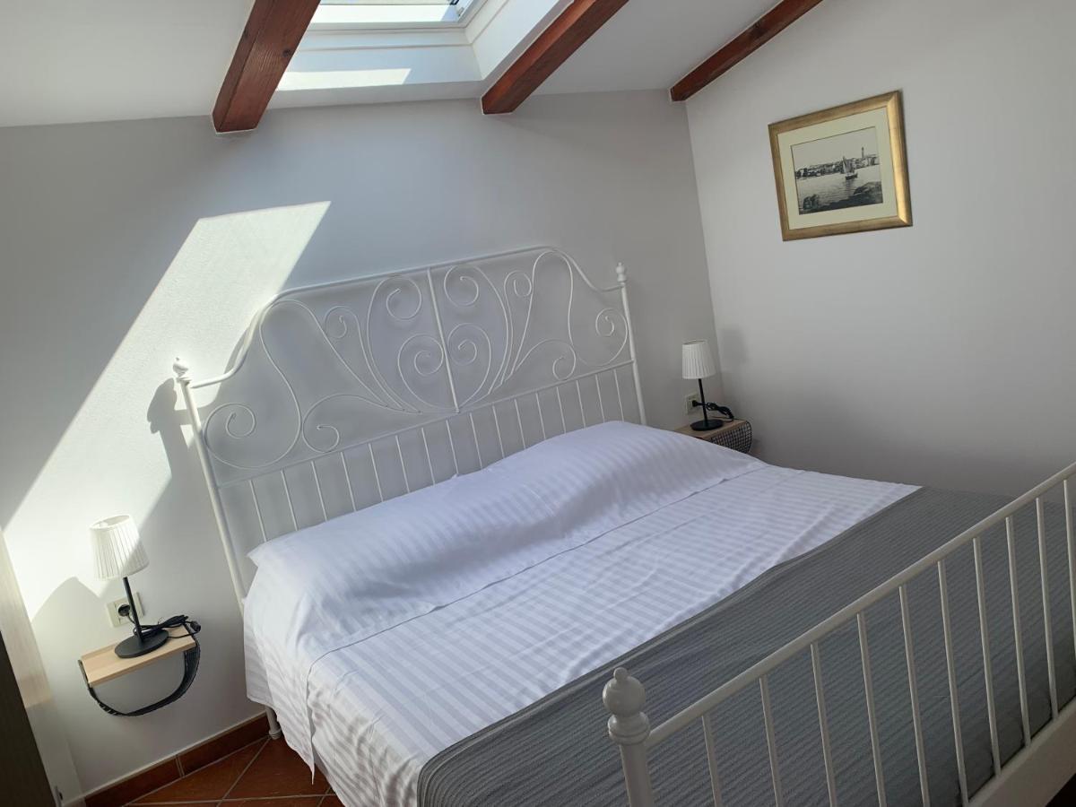 Seaside Apartments Petar Кърк Екстериор снимка