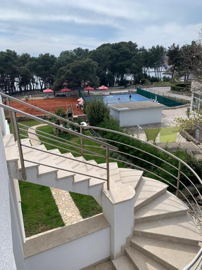 Seaside Apartments Petar Кърк Екстериор снимка