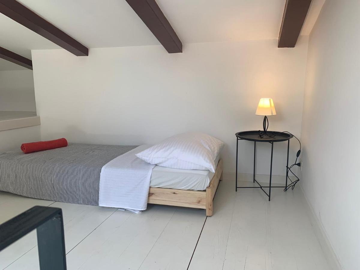 Seaside Apartments Petar Кърк Екстериор снимка
