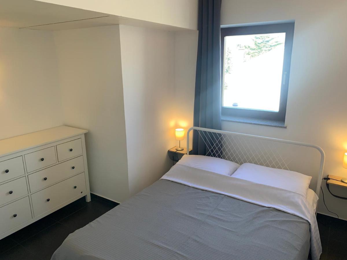 Seaside Apartments Petar Кърк Екстериор снимка