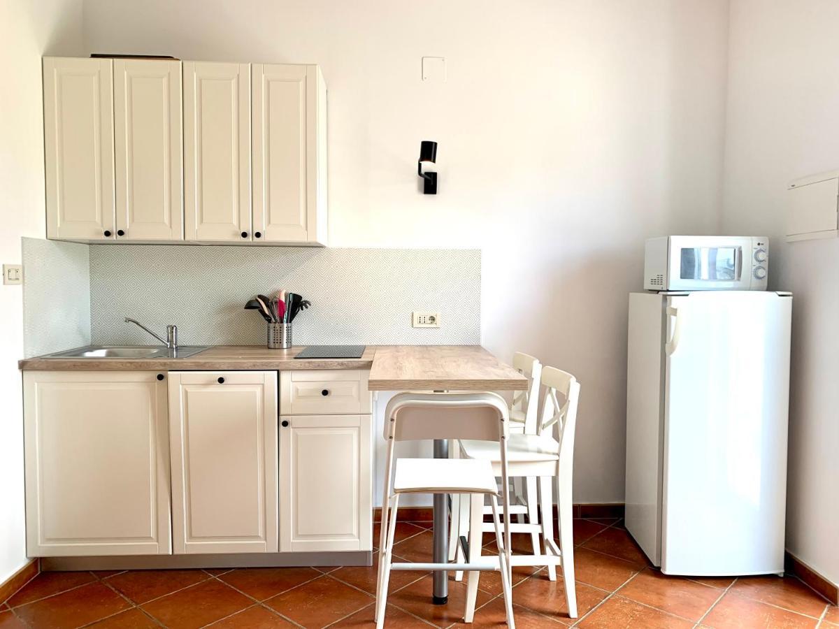 Seaside Apartments Petar Кърк Екстериор снимка