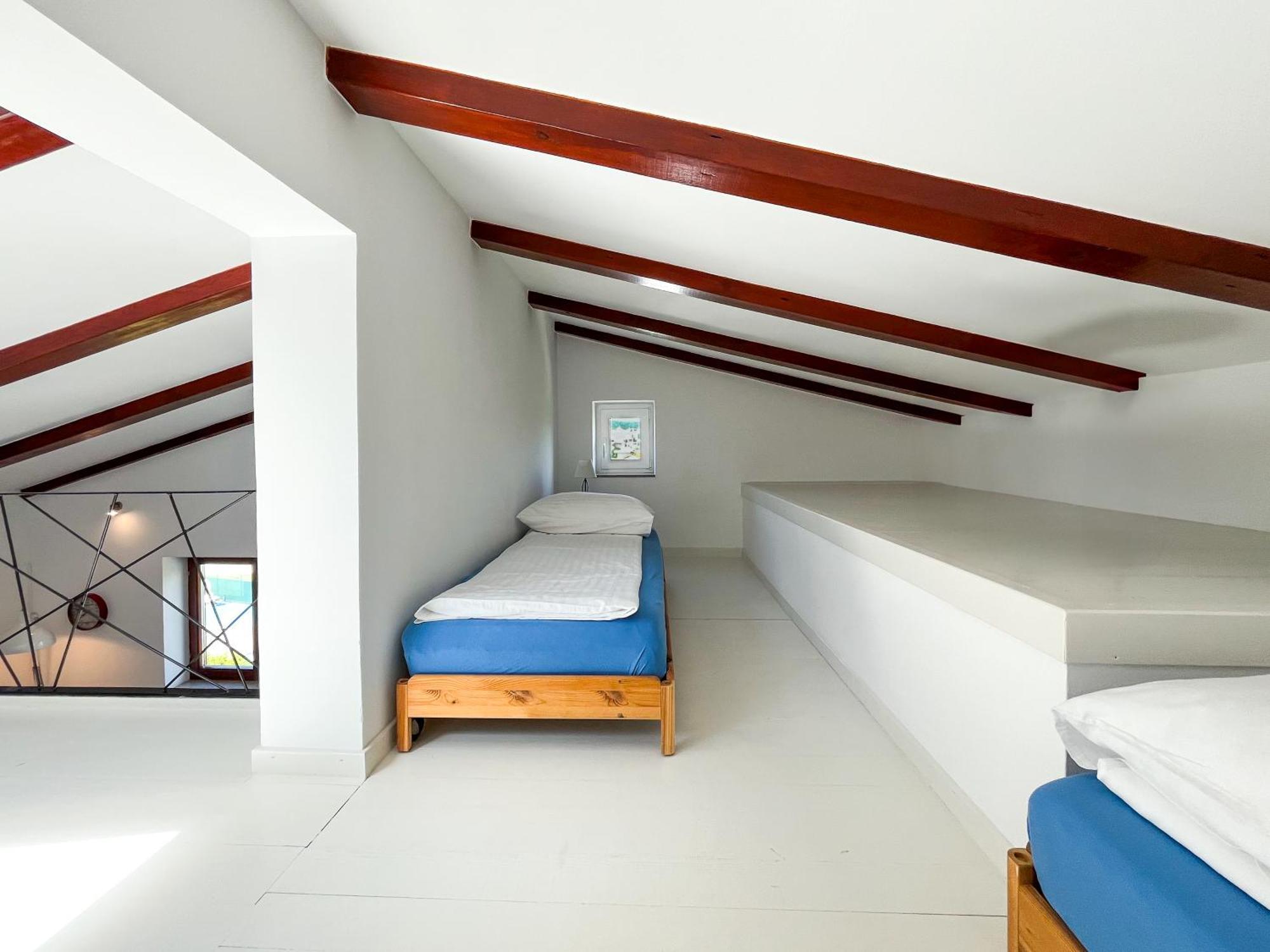 Seaside Apartments Petar Кърк Екстериор снимка