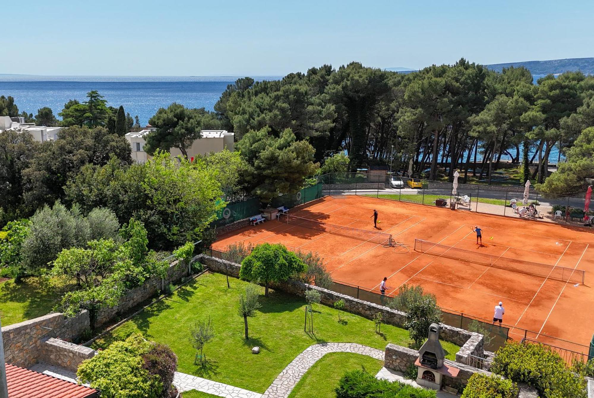 Seaside Apartments Petar Кърк Екстериор снимка